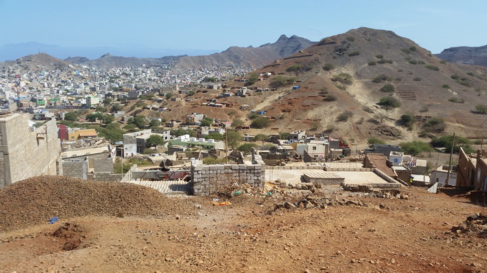 veduta del terreno dove è situata l'abitazione