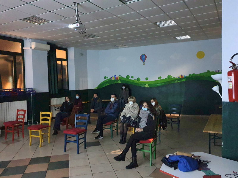 La discussione al termine della proiezione La discussione al termine della proiezione