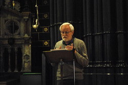 Dario Ambrosoli legge un brano su Capo Verde DSC 0489r